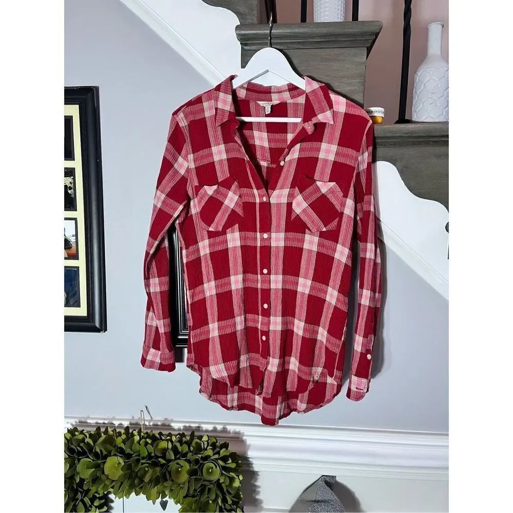 Lucky Brand Red Pink & White Textured Button Down Shirt sz S EUC